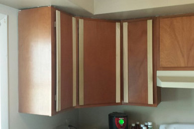 paint and glaze on kitchen cabinets