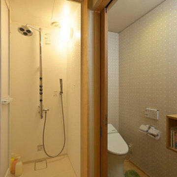 いろはの家（名古屋市）２階トイレ＆シャワーユニット