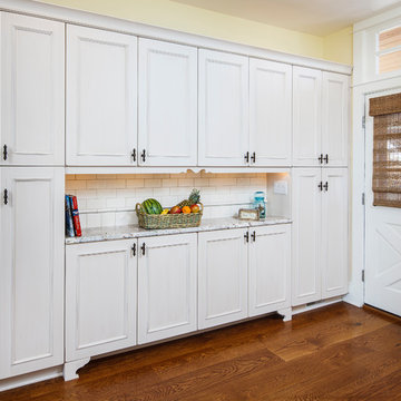 Coastal Cottage Kitchen