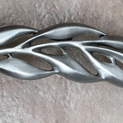 D'Artefax - Foliage Arc Pull - Cabinet And Drawer Handle Pulls