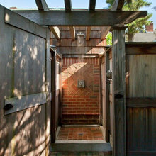 Other outdoor showers