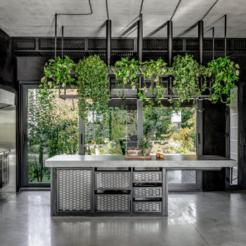 RIDNYI HOUSE