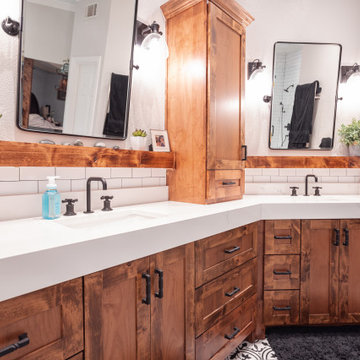 English Chestnut | Master Bathroom