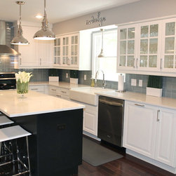Lush 3x6 Glass Subway Tile Installations - タイル