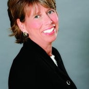 Julie Bauer's photo