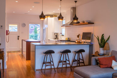 Inspiration for a contemporary kitchen remodel in Vancouver