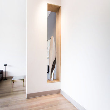 Contemporary Riverside apparment, South London