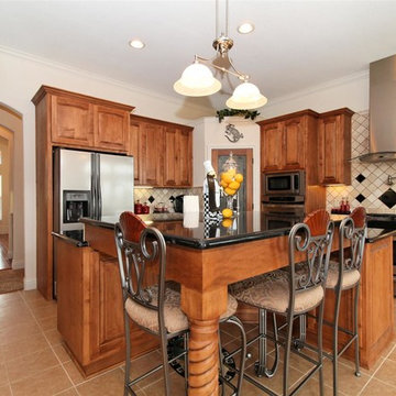 Kitchen Island with Bar Seating