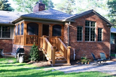 Elegant sunroom photo in Detroit