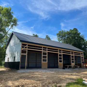 Detached Garage
