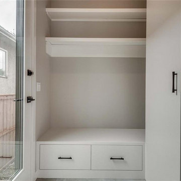 43 Ave sw- duplex