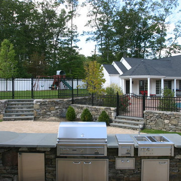 Federal Colonial