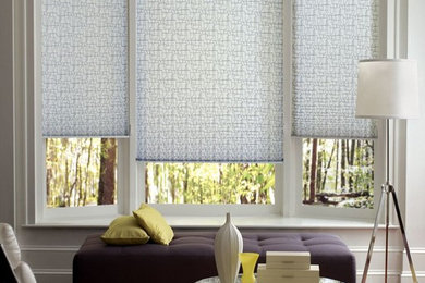 Inspiration for a contemporary living room remodel in Chicago