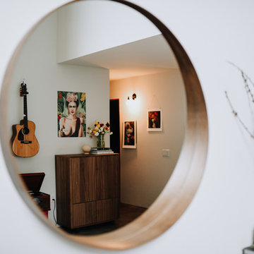 Modern Living Space In North Park's Arts District