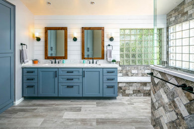 Bathroom - rustic bathroom idea in Phoenix