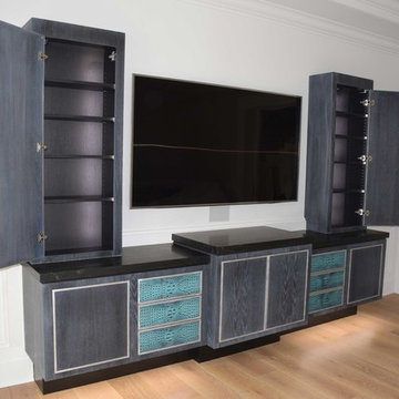 Crocodile Entertainment Center