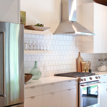 Aurora Snow Kitchen