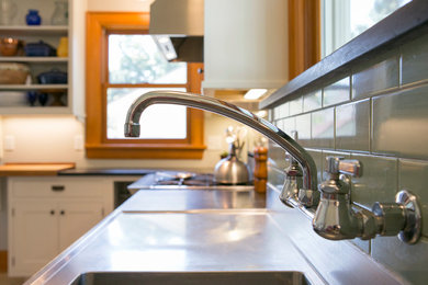 Example of a kitchen design in Other