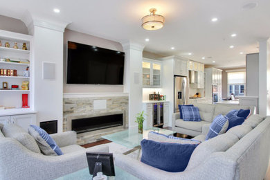 Inspiration for a transitional living room remodel in New York