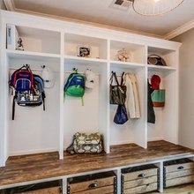 Virettes mud room