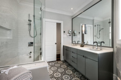 Example of a trendy bathroom design in San Diego