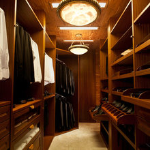 closet/shoes