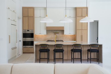 Example of a trendy kitchen design in Miami