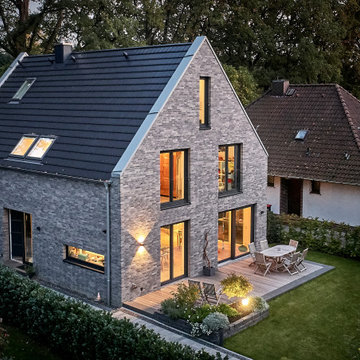 Satteldachhaus modern interpretiert