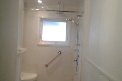 Bathroom - traditional bathroom idea in Burlington