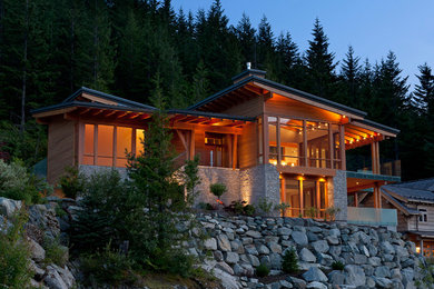 Trendy exterior home photo in Vancouver