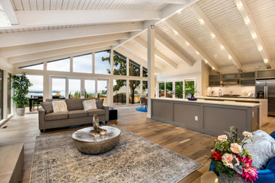 Kitchen - kitchen idea in Seattle