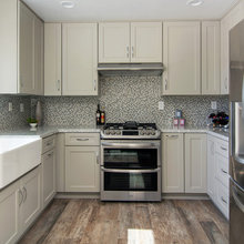 Moms Kitchen