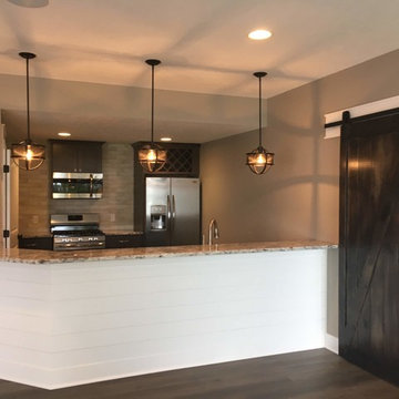 Home Bars, Bonus Rooms & Features