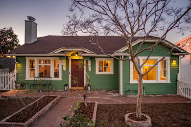 Inspiration for a craftsman exterior home remodel in Los Angeles