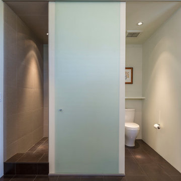 Contemporary Bathroom