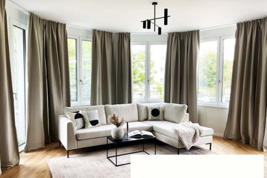 Modernes Wohnzimmer in Sonstige