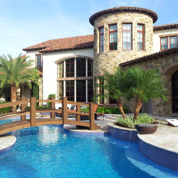 Cedar Bridge over pool in Orlando, FL www.visualartisan.net