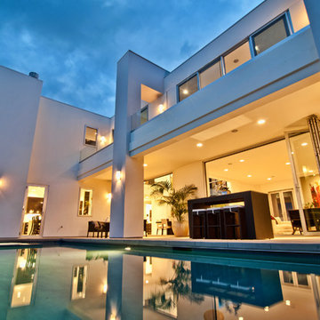 2260 Hercules Dr Los Angeles, CA 90046