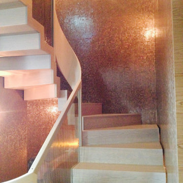 Деревянная лестница со стеклом "БРИОНИ"