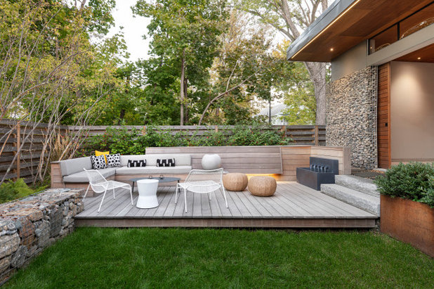 Contemporary Terrace by Harper Elm General Contractor
