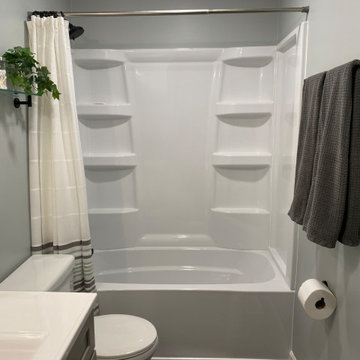 Transitional Makeover for a Bi-level