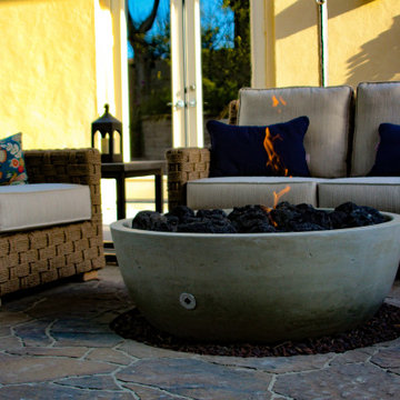 Cozy and Curvy in Santa Luz
