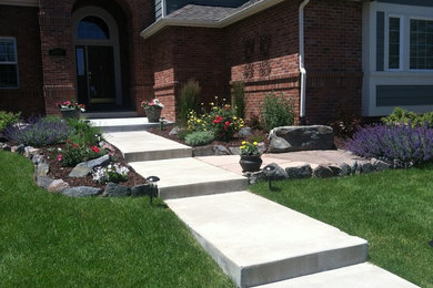 This is an example of a contemporary drought-tolerant landscaping in Denver.