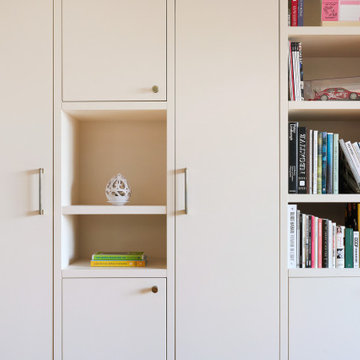 CUSTOM-BUILT FITTED LIVING ROOM TV AND STORAGE UNIT