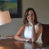 Erin Bergem's photo