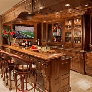 75 Most Popular Traditional Milwaukee Living Space Design Ideas for