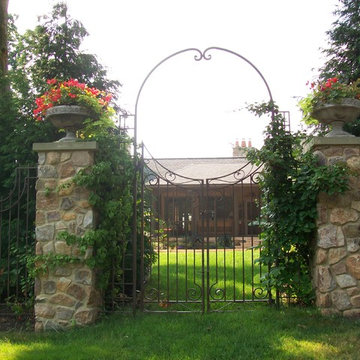 Landscape Structures: Gate