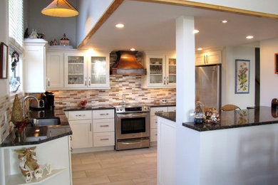 Inspiration for a contemporary kitchen remodel in New York
