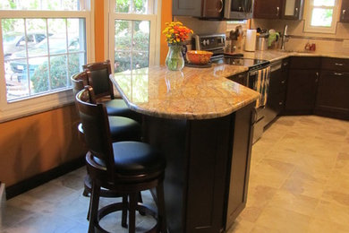 Kitchen - transitional kitchen idea in Cleveland