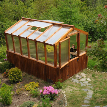 8ft x 12ft Stained Western Red Cedar Greenhouse